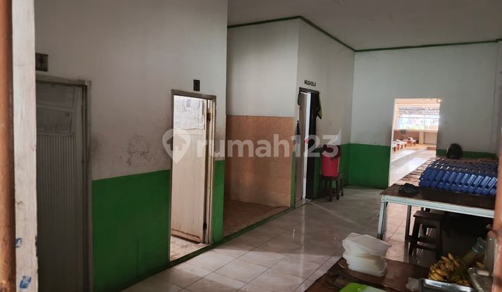 For rent: ex-Grilled Chicken Restaurant building in the Cikarang area.