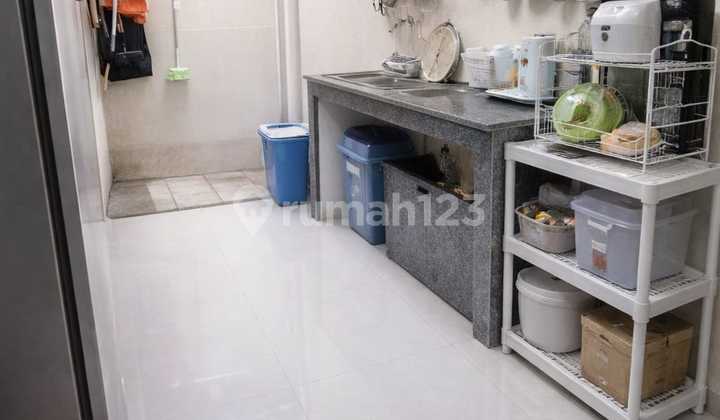 Dijual Rumah di Royal Oak Town House, Jatiraden, Kranggan Jatisampurna, Bekasi 2