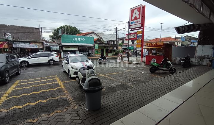 For rent: Large Shop/Office Space (Former Mini Market) on Agus Salim, Bekasi Timur 2