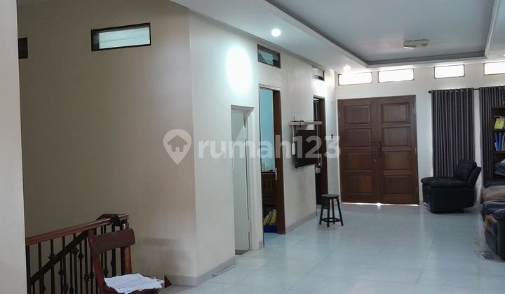 Banjar Wijaya Dijual Rumah 5 Kamar Tidur 2