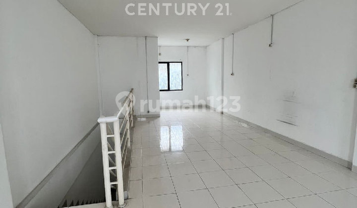 Magnetica Square 2-Storey Shop House, Strategically Located in Lippo Cikarang. 2