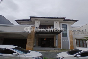Rumah Klasik dan Premium 2 Lantai di Purisriwedari Cibubur 2