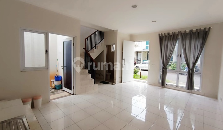 Nice House In Tourist City 2