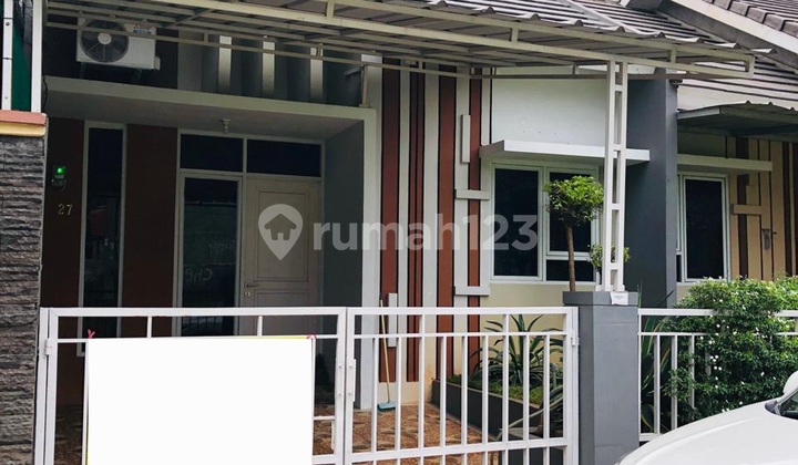 Rumah Full Furnish Depan Taman Di Bukit Golf Cibubur