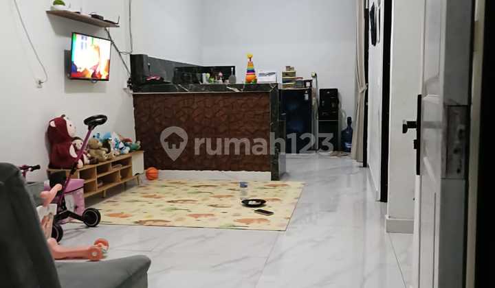 Semi-Furnished Ready-to-Live House at Bukit Golf Cibubur 2