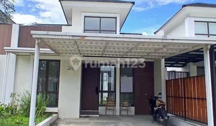 Rumah Depan Taman Hanya 10 Menit Ke Tol Di Sentul Raya