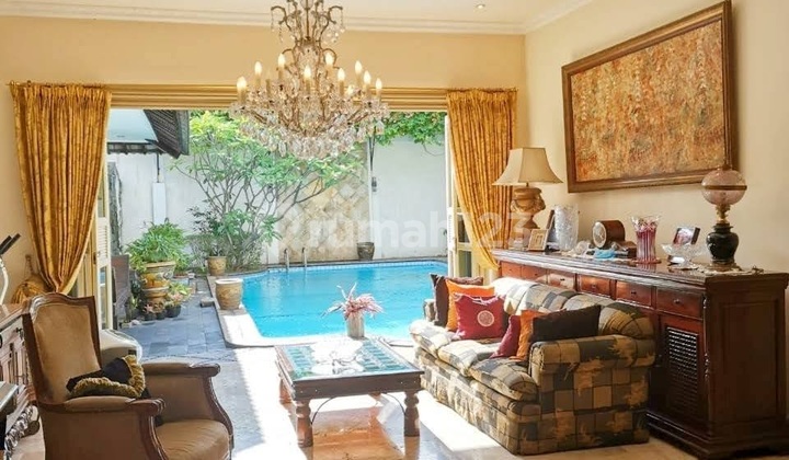 Rumah Hook Asri Dan Nyaman di Cipete, Jakarta Selatan Rumah Hook Asri Dan Nyaman di Cipete, Jakarta Selatan