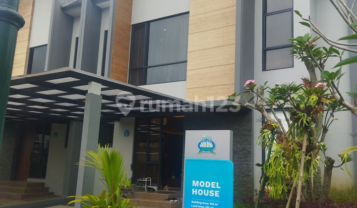 Brand New 2-Story Villa Fully Furnished in Rancamaya Bogor