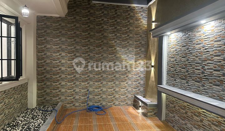 Classic Ready-to-Occupy House in Kreo, Larangan 2