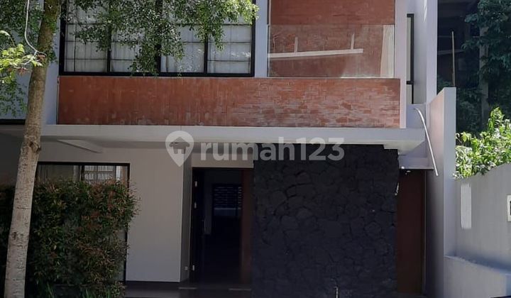 Dijual Villa Produktif Di Dago Kota Bandung