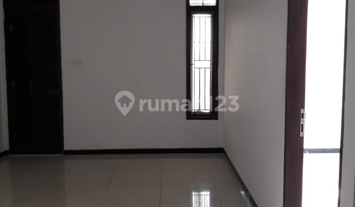 Dijual Rumah di Singgasana Kota Bandung 1
