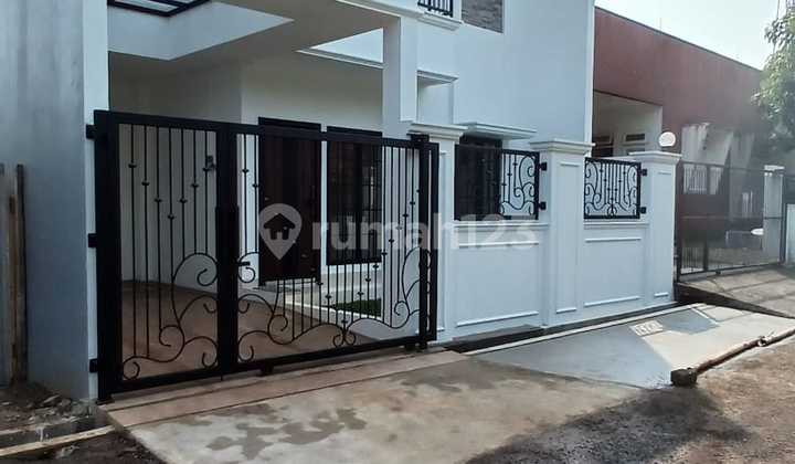 Dijual Rumah Bagus dan Siap Huni di Lingkungan Asri dan Dekat Stasiun Bogor Dijual Rumah Bagus dan Siap Huni di Lingkungan Asri dan Dekat Stasiun Bogor