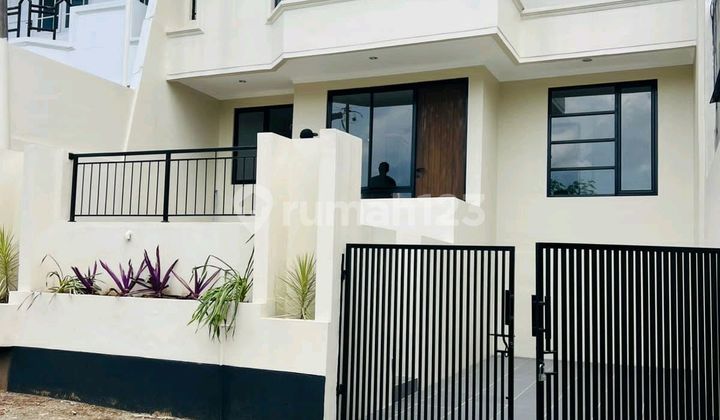 Dijual Rumah 2 Lantai Baru Renovasi Total Di Taman Yasmin 