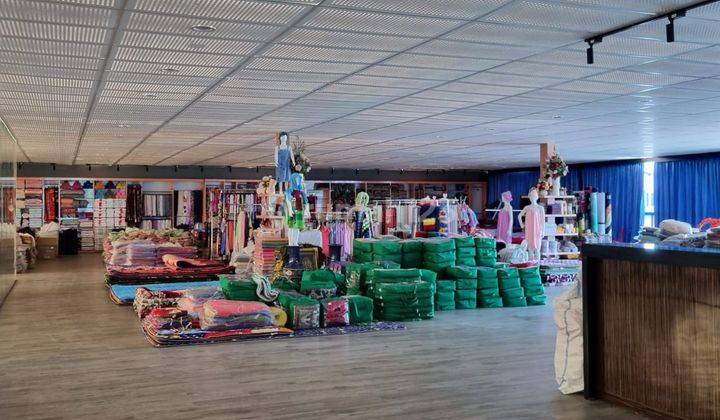 Gudang dan kantor Baru Deket dengan Akses Tol Bagus jarang ada. 3