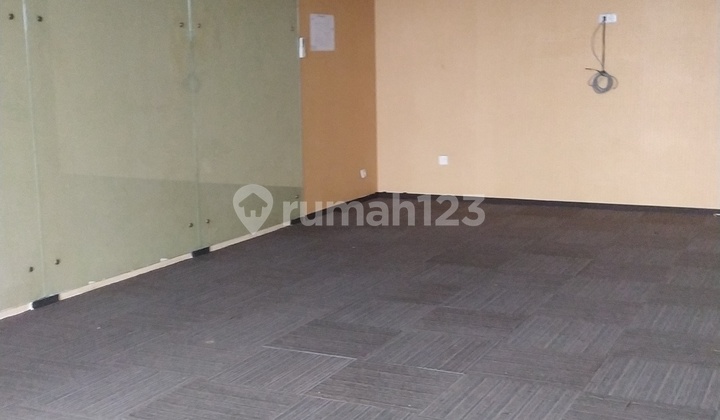 Jual Cepat Gedung Kebayoran Baru Lokasi Strategis 4