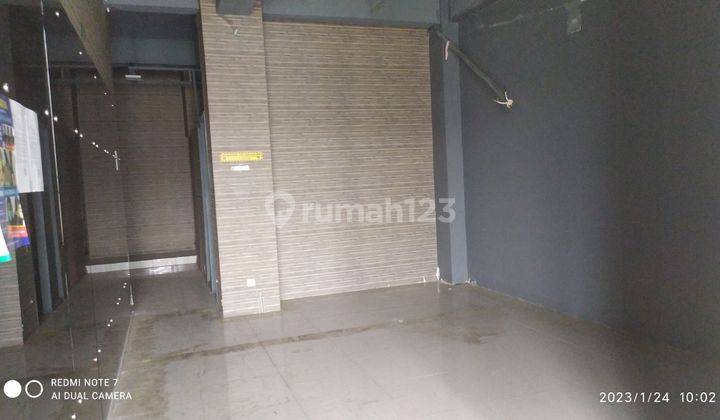 Jual Cepat Gedung Kebayoran Baru Lokasi Strategis 10