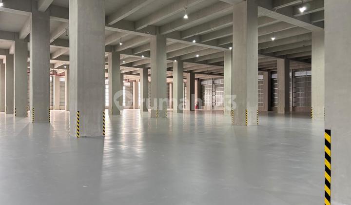 Di Sewakan Gudang Baru Kelapa Gading Full Loading Dock Leveler, Strategis
