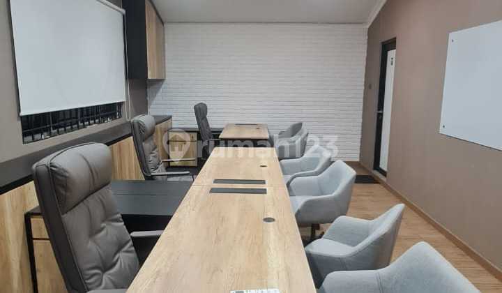 Warehouse And Office For Sale in Daan Mogot Fully Furnished Good 40 Feet Access Rarely Available