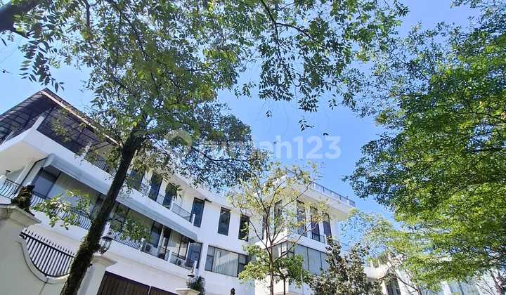 Grand and Luxurious House at the Highest Peak of the Leading Sierra Madre Cluster Grand and Luxurious House at the Highest Peak of the Leading Sierra Madre Cluster