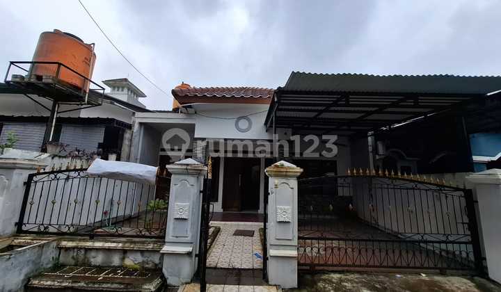Rumah Murah di Tengah Kota Depok Rumah Murah di Tengah Kota Depok