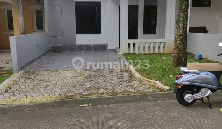 Rumah Baru di Cluster Terdepan Casablanca Siap Huni