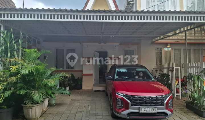 Rumah 3 Lantai View Gunung 360Deg Siap Huni di Cluster Venesia