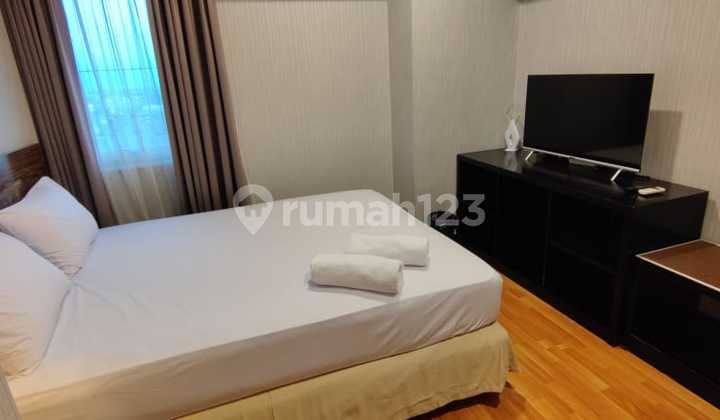 Apartemen 3 Kamar Tidur Furnished 1
