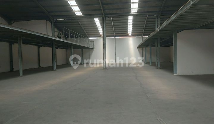 Sewa Gudangs Hatta Bandung Msk Kontener 40Feet