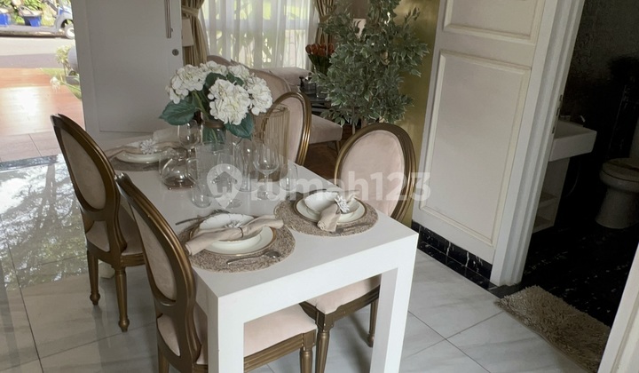 Rumah Mewah Dekat MRT Lebak Bulus