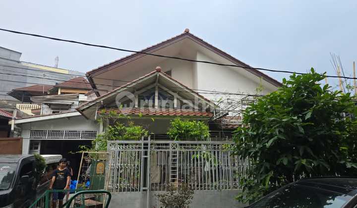 Di Jual Rumah 2 Lantai di Jl. Sukasari 3 Dekat Jalan Raya Pajajaran Bogor