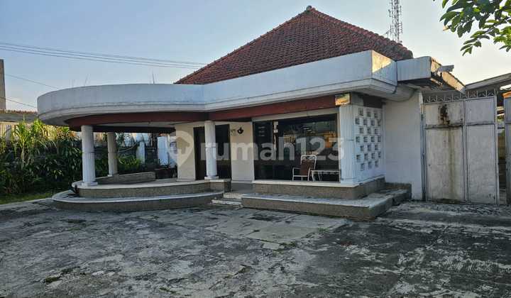 For Rent. House on Jl Raya Tajur, Bogor. At Jl. Raya Tajur No.99 Rt.05, Tajur, East Bogor, Bogor City, West Java, Indonesia, 16141, Tajur.