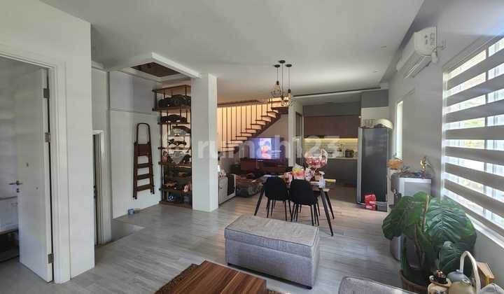 Cheapest House Hook Position in Cluster Cynthia Summarecon Bandung