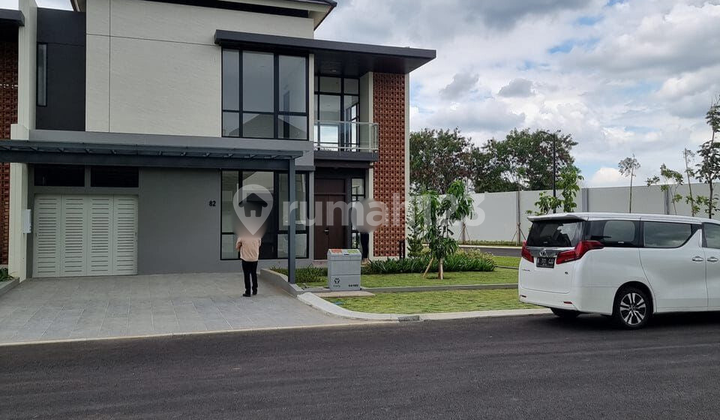 Termurah Rumah Emily Posisi Hook di Summarecon Bandung