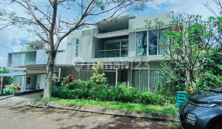 Termurah Villa Siap Huni di Dago Bandung