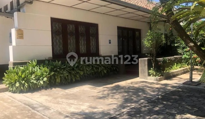Murah!! Rumah Strategis Lokasi Premium Sayap Dago, Bandung Murah!! Rumah Strategis Lokasi Premium Sayap Dago, Bandung