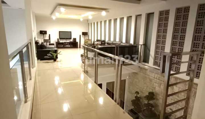 Termurah Rumah di Singgasana Pradana Bandung Termurah Rumah di Singgasana Pradana Bandung