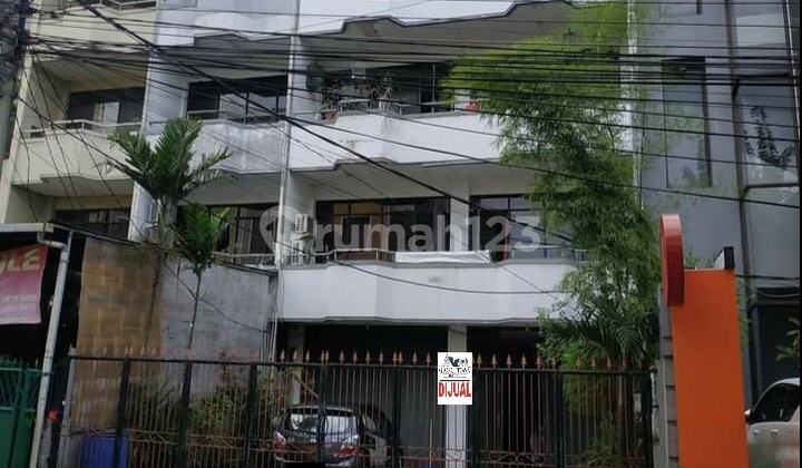 Ruko Mangga Besar (Ukuran 7,5x24 m) Ruko Mangga Besar (Ukuran 7,5x24 m)