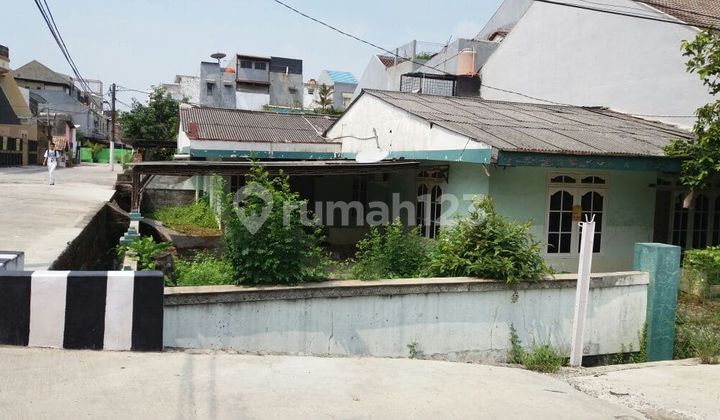 KFT House (Size 300 m) KFT House (Size 300 m)