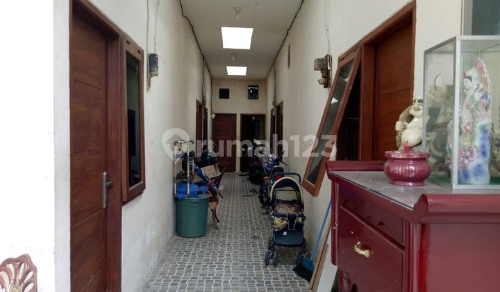 Kos-Kosan Jl.20 Desember (Ukuran 130 m) Kos-Kosan Jl.20 Desember (Ukuran 130 m)