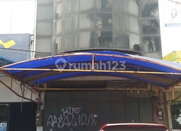 Shop House on Peta South Street (Size 5x17 m) 1