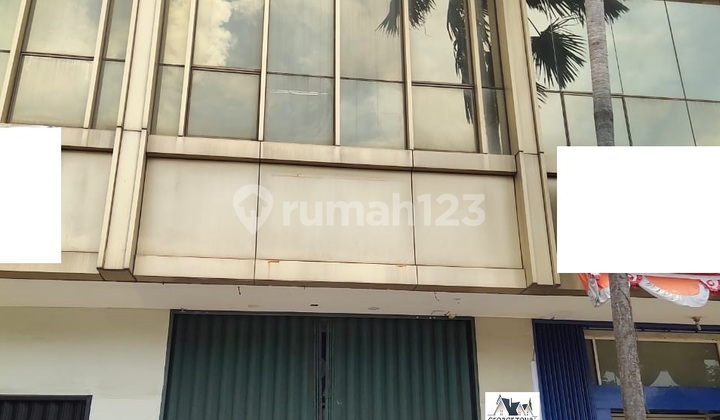 Ruko Golf Lake Venice (Size 4.5x15 m) 1