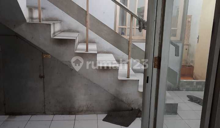 Shop House in Villa Tangerang Regency Complex (Size 5x14 m)