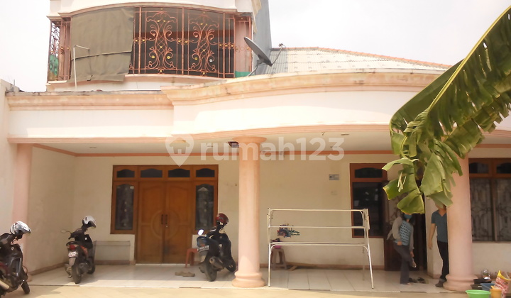 Jl.Cendrawasih House (Land Area/Building Area 350/725 m)