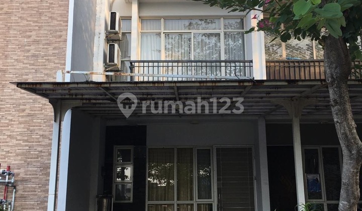 Rumah Golf Lake (Ukuran 4x15 m) Rumah Golf Lake (Ukuran 4x15 m)