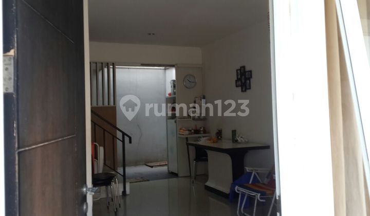 Golden Palm House (Size 4x12 m)