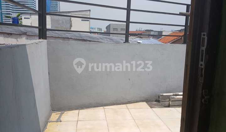Rumah Jl. Swadaya Slipi (Luas 50M) 2