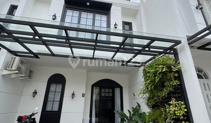 Dijual Rumah Full Furnish di Jl Kejaksaan Tangerang Kota SHM Bagus