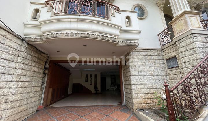 Dijual Rumah Mewah di Pluit Murni Boulevard Bonus Kost Kostan 10 Kamar