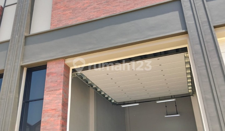 For Rent Warehouse in Pantai Indah Kapuk 2 120.0 m² SHM For Rent Warehouse in Pantai Indah Kapuk 2 120.0 m² SHM