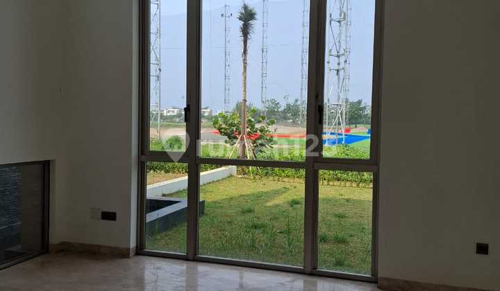 For Rent Golf Island View House with nice elevator